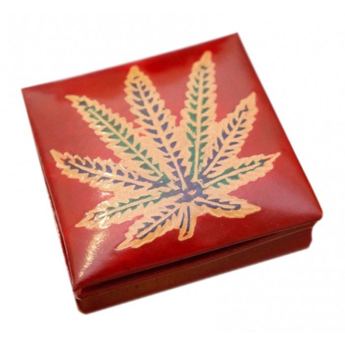 Leather wallet with button Cannabis Red