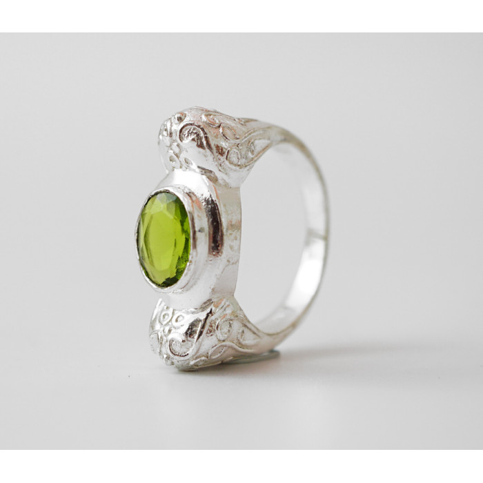 Ring Assorted NEHA-16 Chrysolite