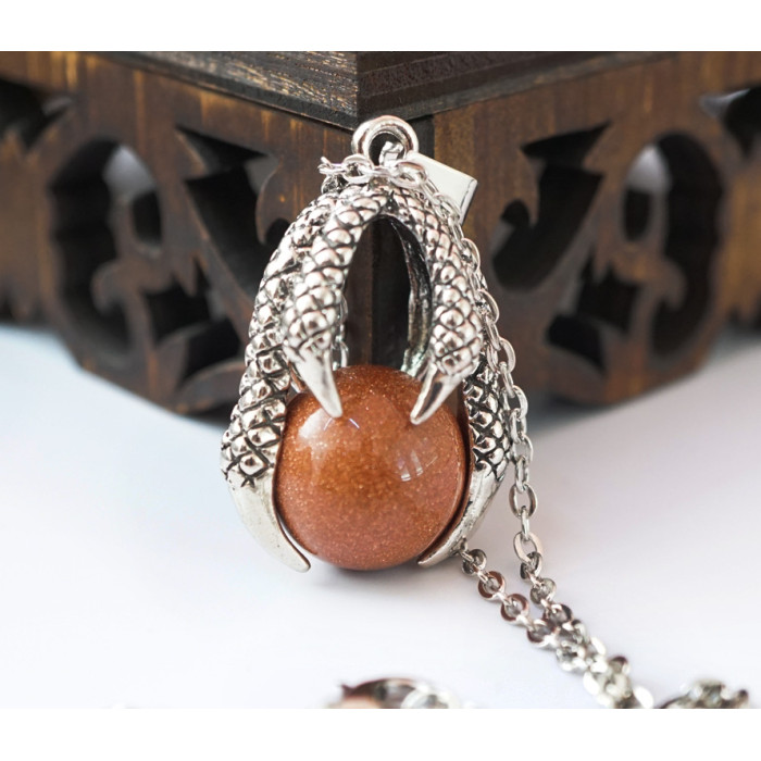 Pendant with chain Claws insert Red aventurine