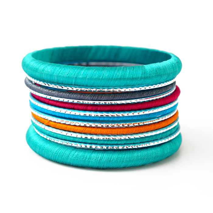 Set of 13 bracelets ring in fabric Colored