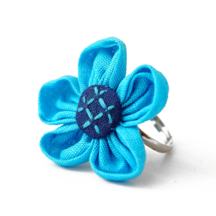 Dimensionless rag ring "Flower" Blue