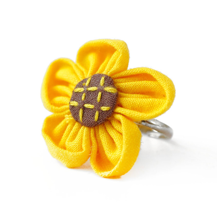 Dimensionless rag ring "Flower" Yellow