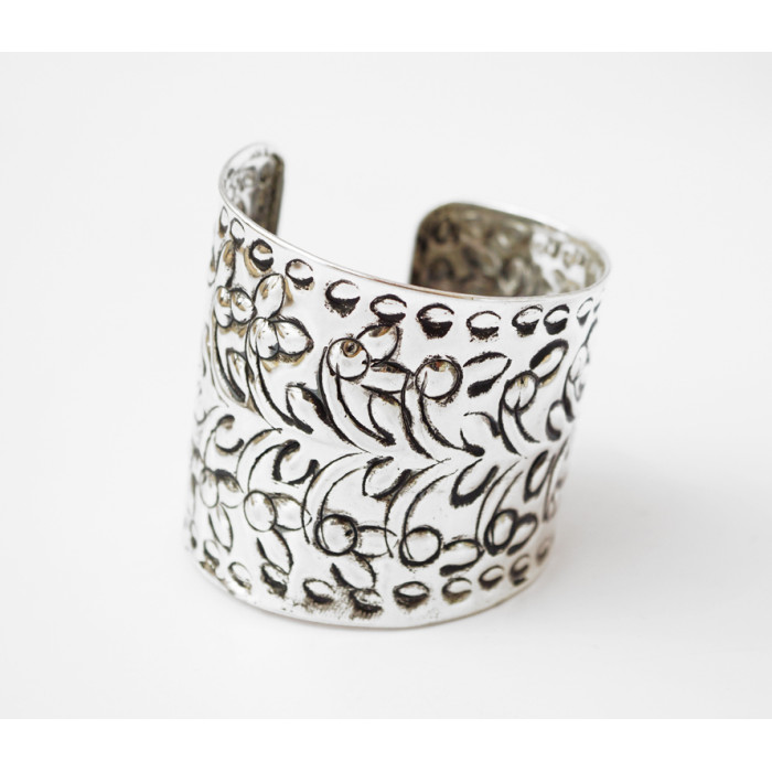 Bracelet Staple Chasing versatile white metal