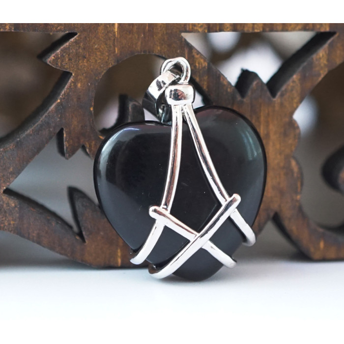 Pendant Heart in the grid insert Black obsidian