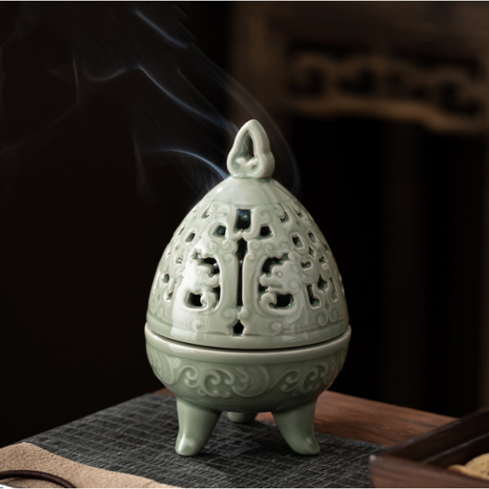 Incense burner Egg made of celadon ceramics