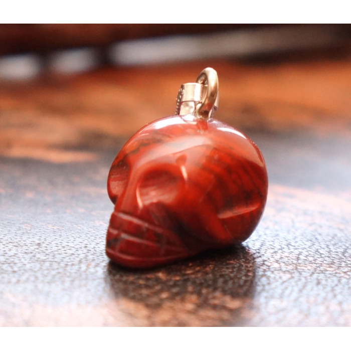 Pendant Skull Red jasper