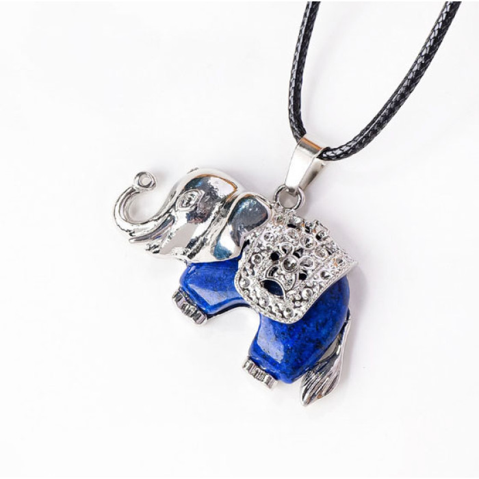 Elephant pendant with lapis lazuli insert