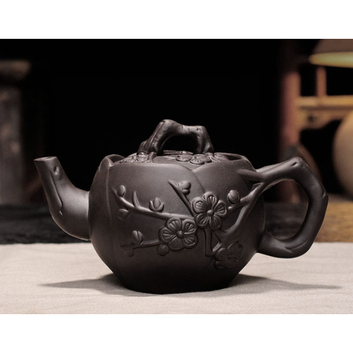 Teapot Plum Blossom black 550ml.