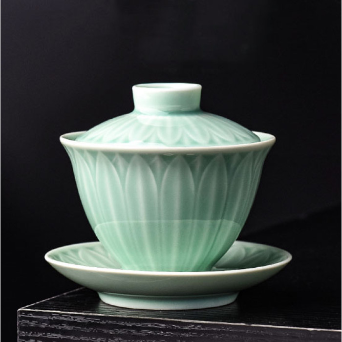 Gaiwan Light green lotus 200 ml.