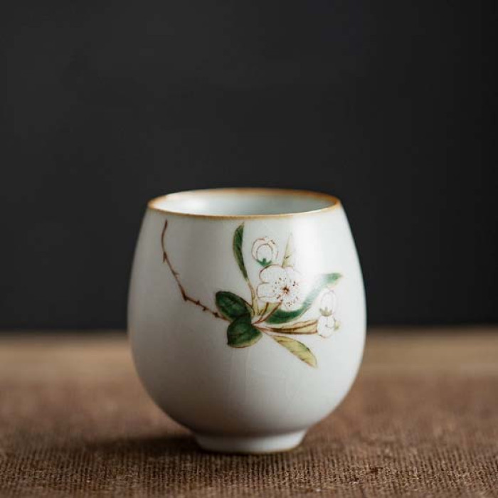 Ceramic chabei for tea ceremony "Egg Cup Camellia branch"