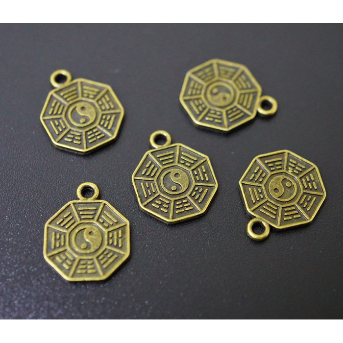 Amulet in bagua purse under bronze 10 pieces