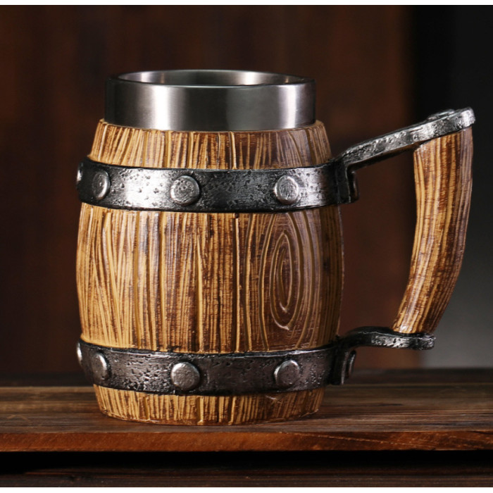 Polystone Viking mug 550 ml.