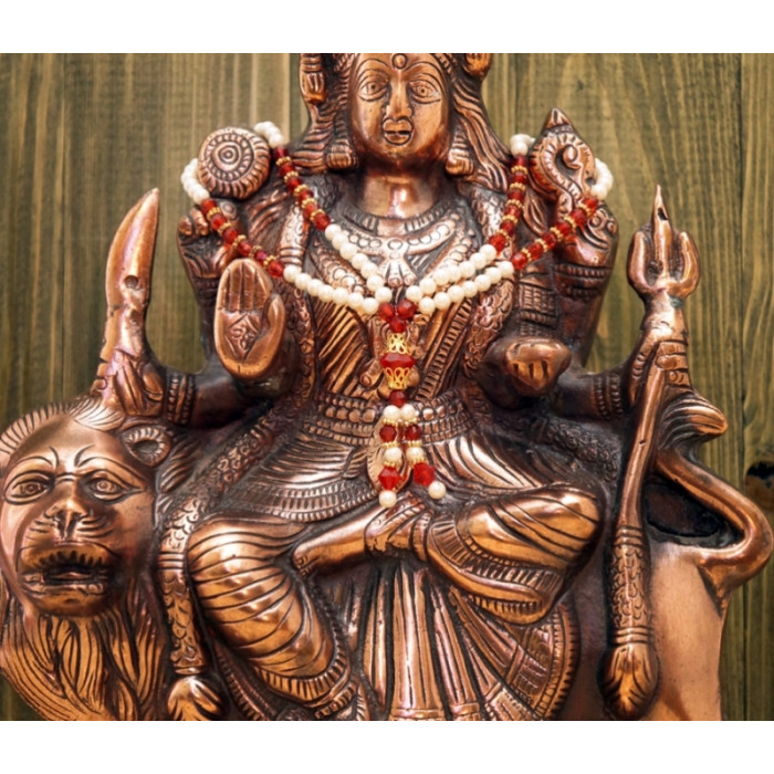 Garland for figurines of the gods Pearl