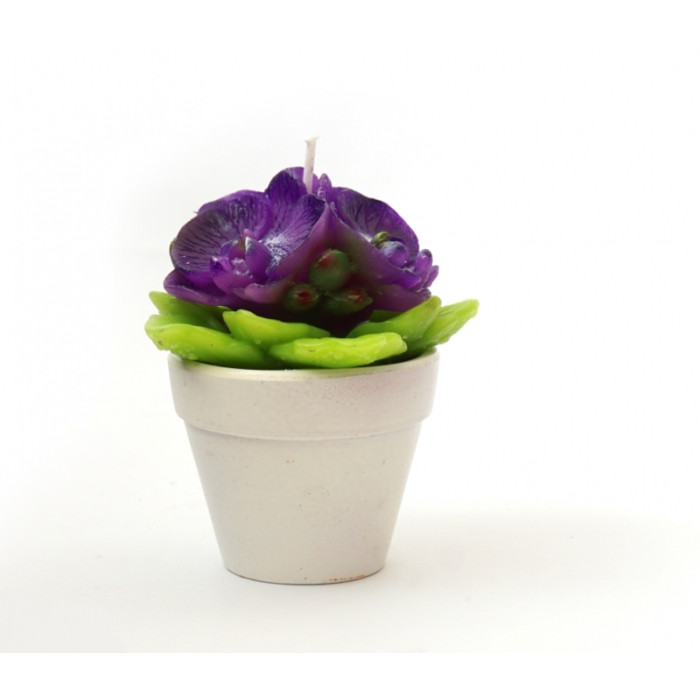 Candle in a ceramic pot Violet purple