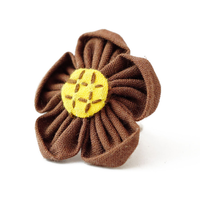 Dimensionless ring Flower Brown