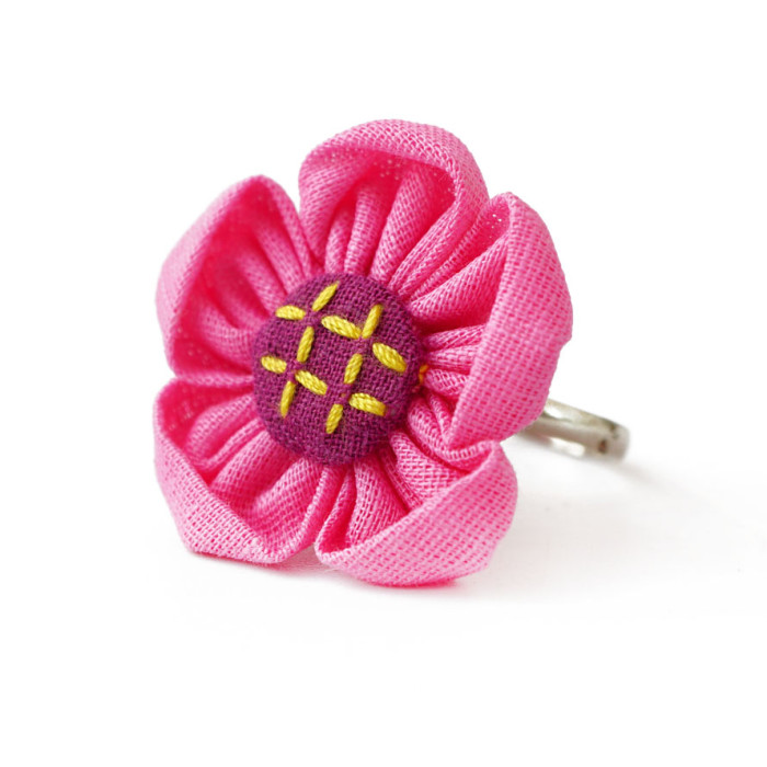 Dimensionless ring Flower Pink