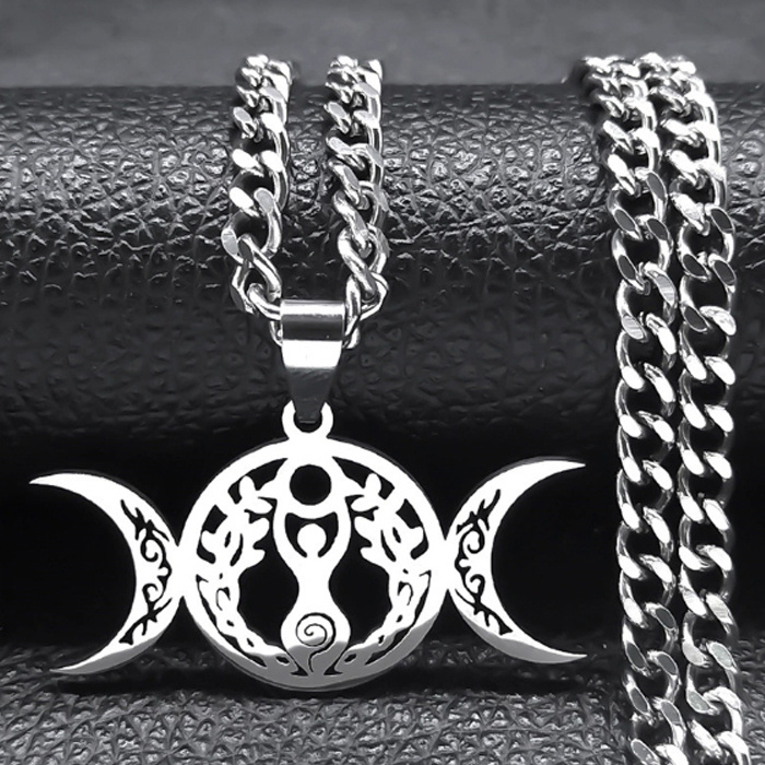 Talisman Triple Goddess white metal with a 60cm chain.